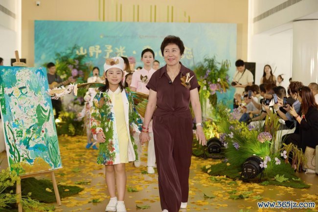 对话儿童艺术造就家陈吟：让艺术成为深圳儿童病院里的一束光