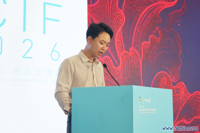 艺秀小镇擎国风新章 六千年文脉花开鹏城  ——“花开中国”工程启新传统文化前锋滚动之路