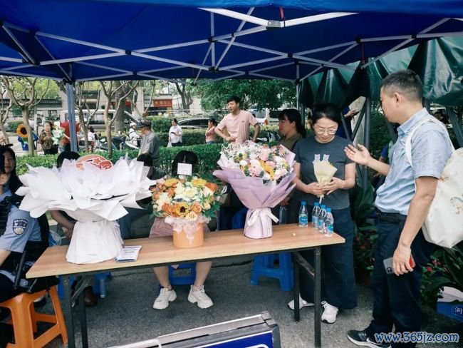 江苏第一批适度高考的东说念主出现了 笔落卷合云开(中国),期望启航